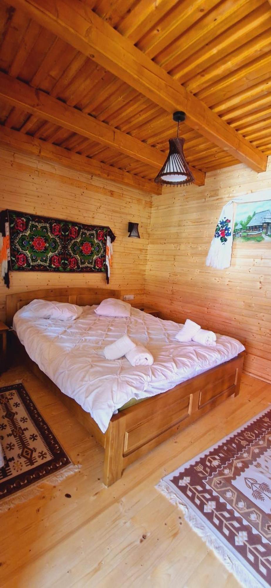 Pensiunea Malinul Bîrsana 部屋 写真